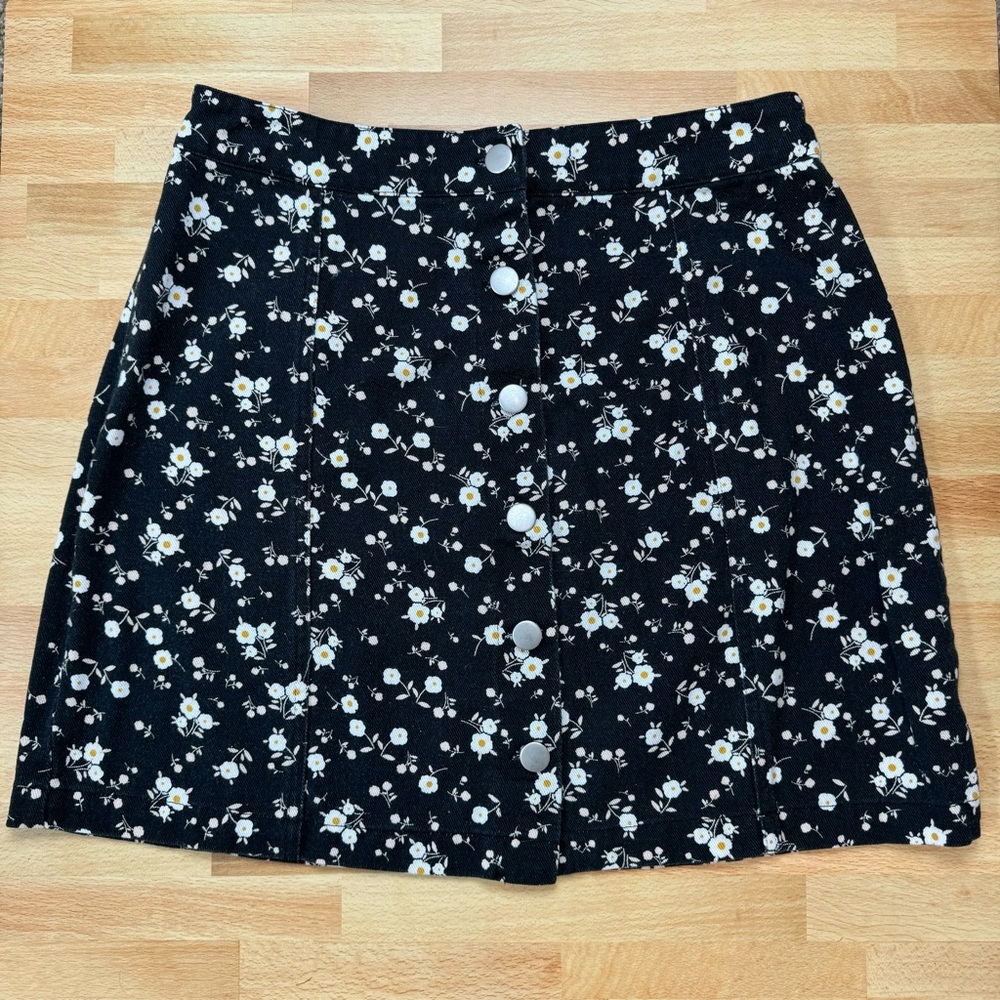 Mi Ami Women’s Floral Print Denim Skirt, Size Medium
